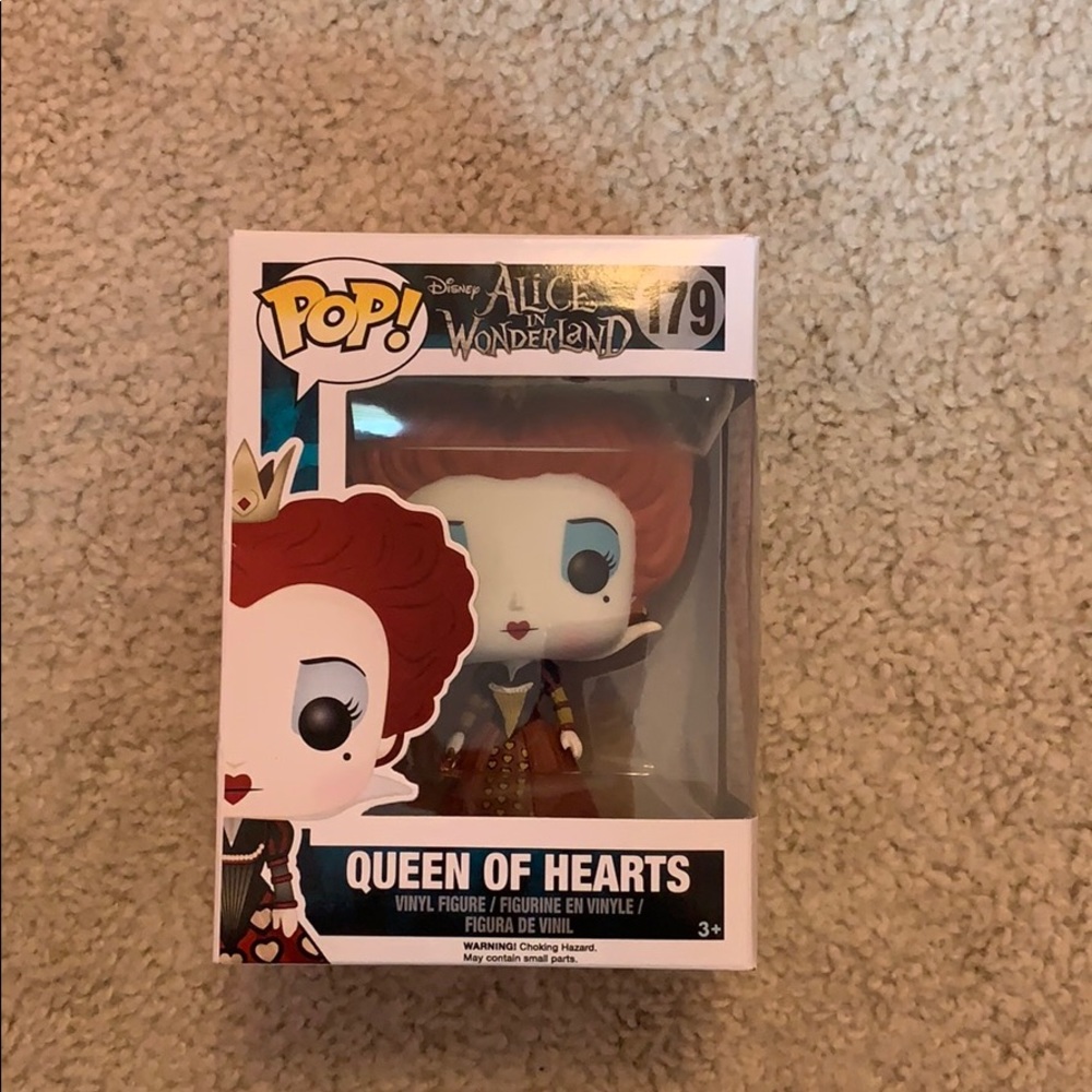 Queen of Hearts figurine #179